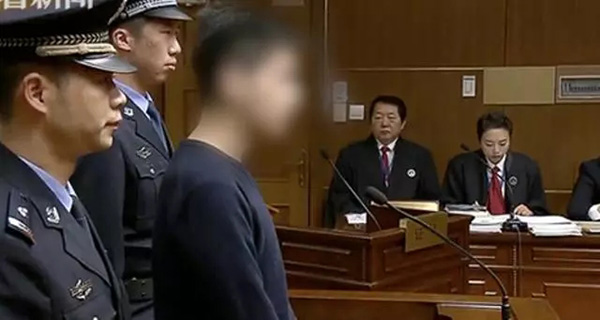 九游APP-【专业点评】比赛中罚分判决大败局背后的战术失误的简单介绍