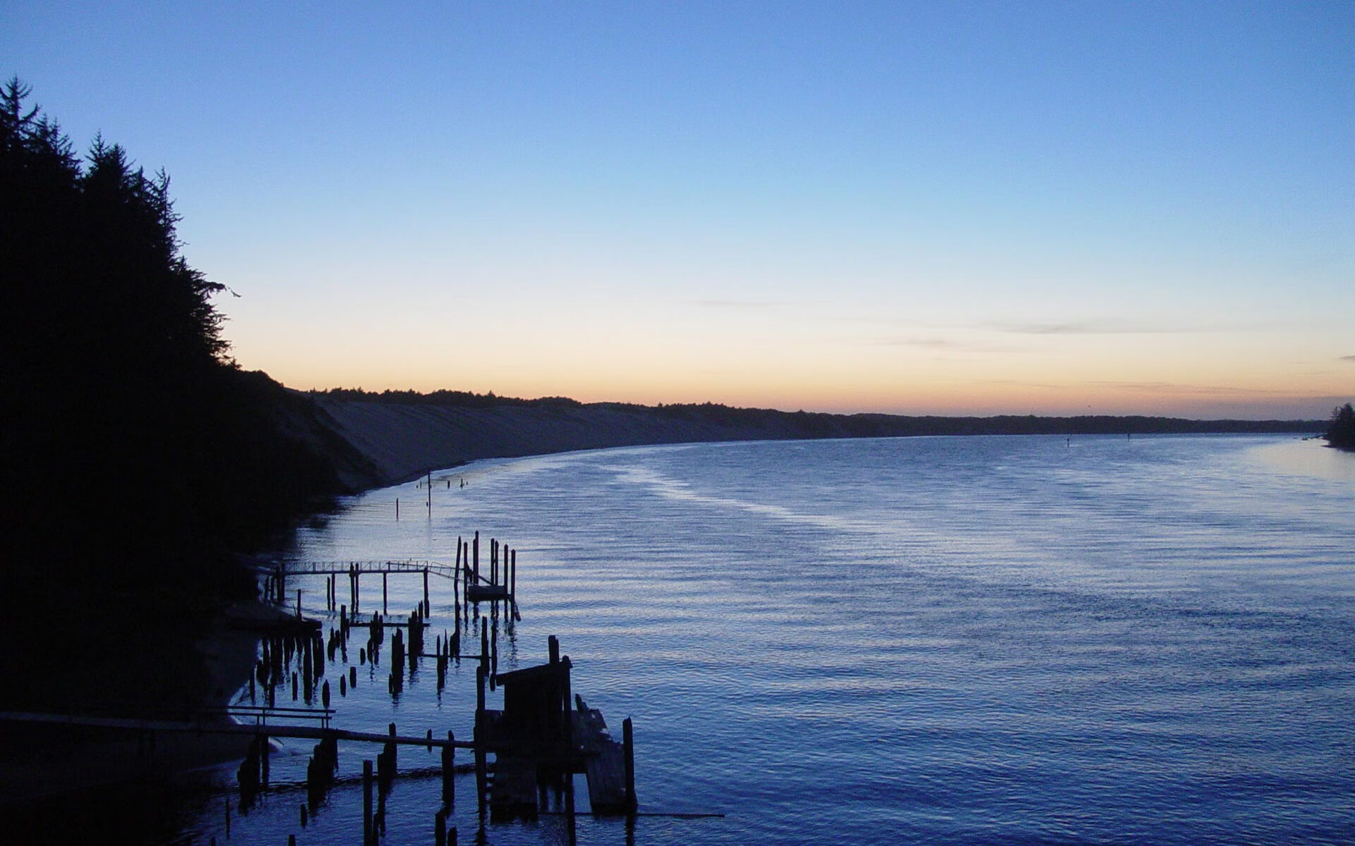 拉恩：全黑队外线闪电，突破对方防线犹如风驰电掣，拉恩卡在哪