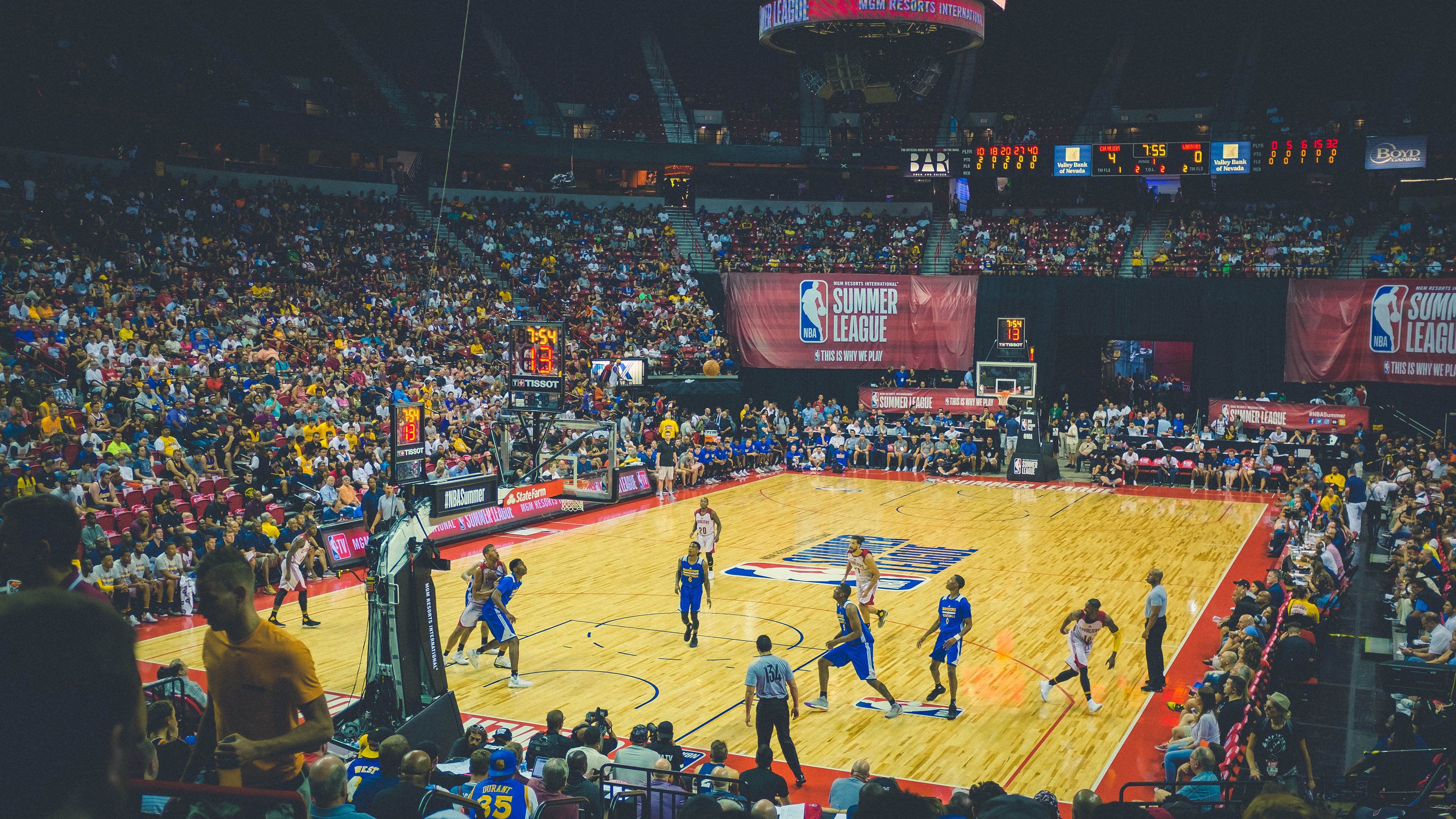 9游游戏官网-_快船迎来关键战，士气满满_，快船大变动或将拉开帷幕