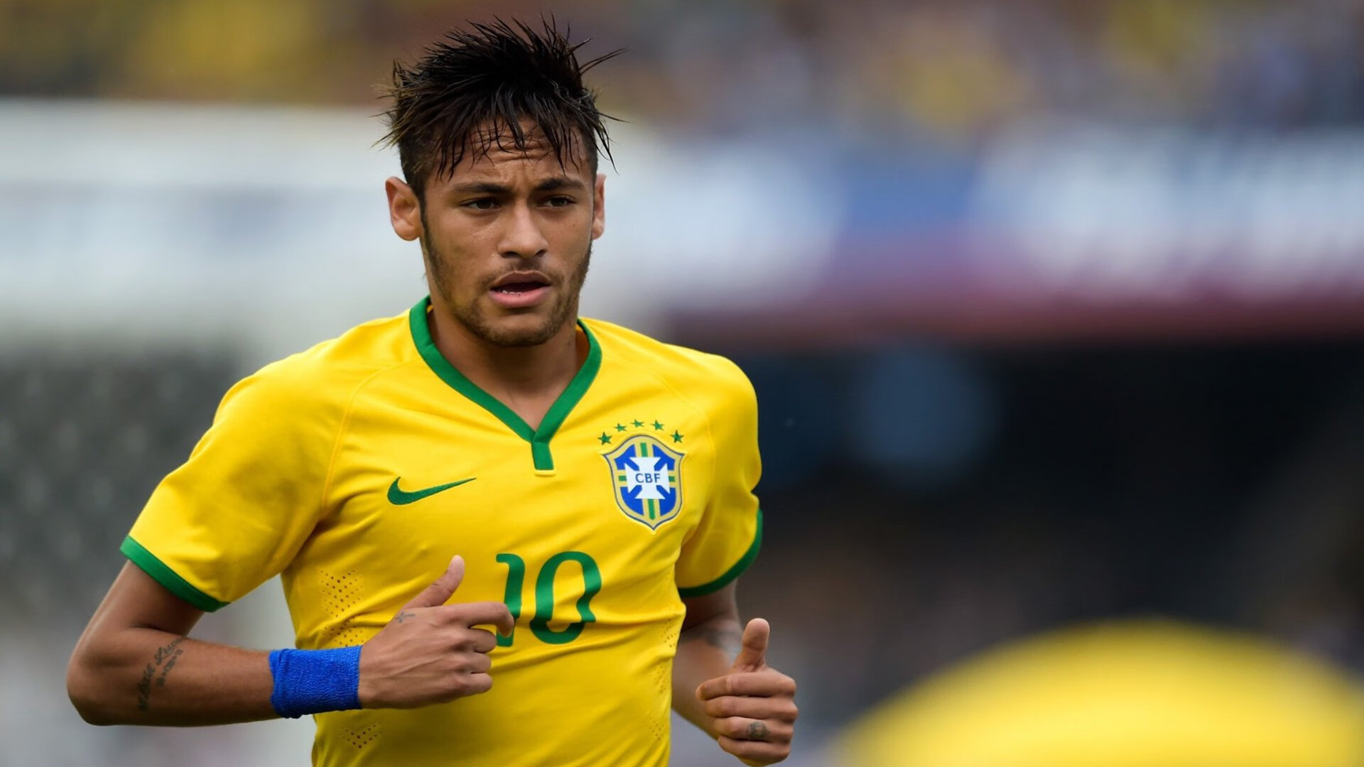 九游娱乐APP-“青岛队主场迎战劲敌，现场气氛火爆”，青岛队主场在哪